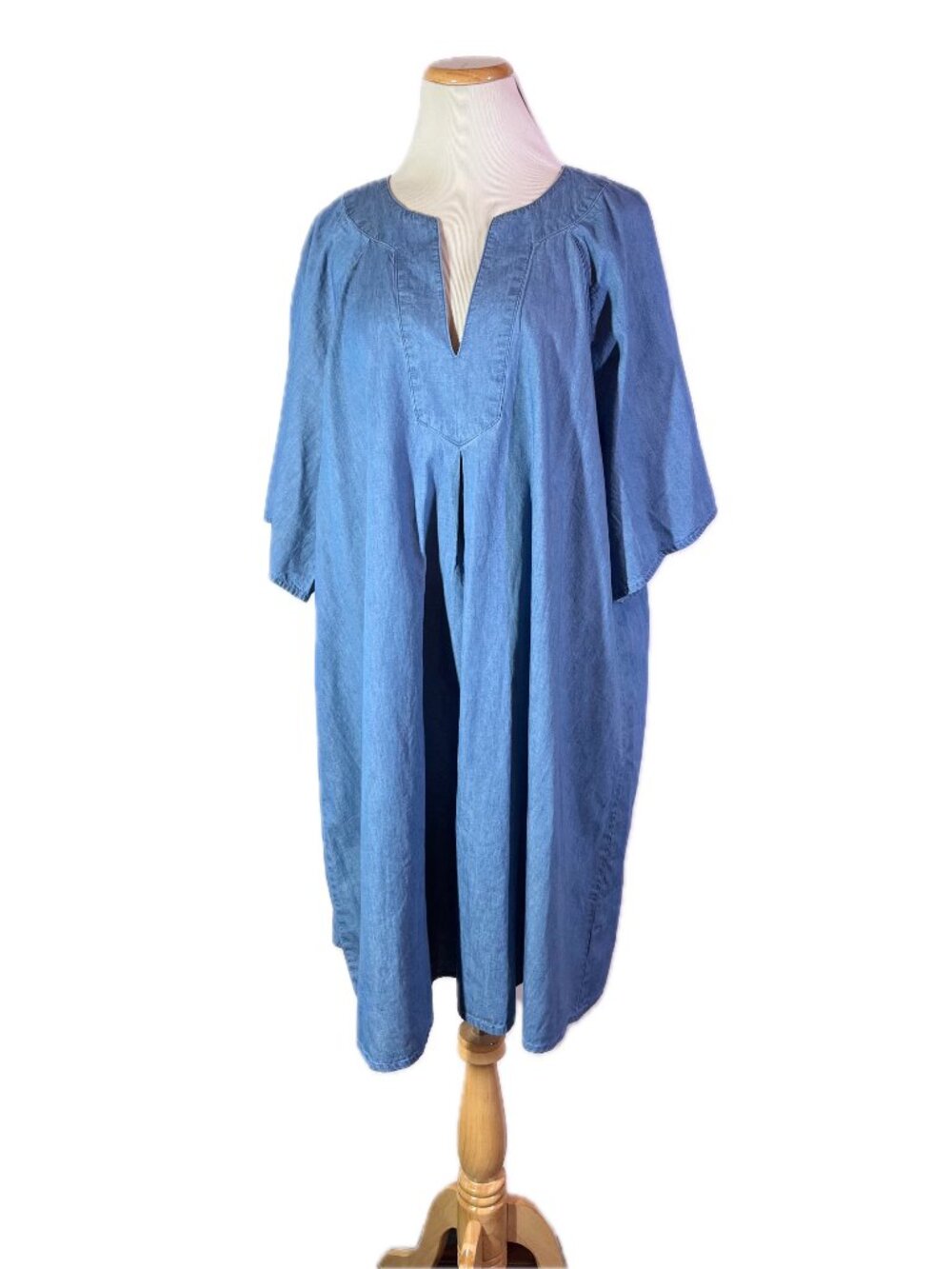 NWT Belle Isle by Torrid Size 2 (2X) Chambray Short Sleeve Tunic Dress